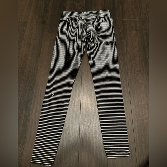 Rhythmic Tight Black and White Ivivva Full Length Leggings - Picture 3 of 5